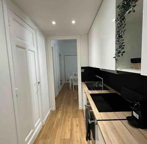 Apartment F2 Champs-elysees *